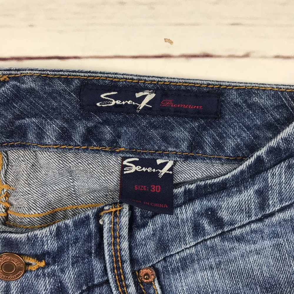 Seven7 Premium Light Wash Boot Cut Mid Rise Jeans Size 30 T - Picture 6 of 7
